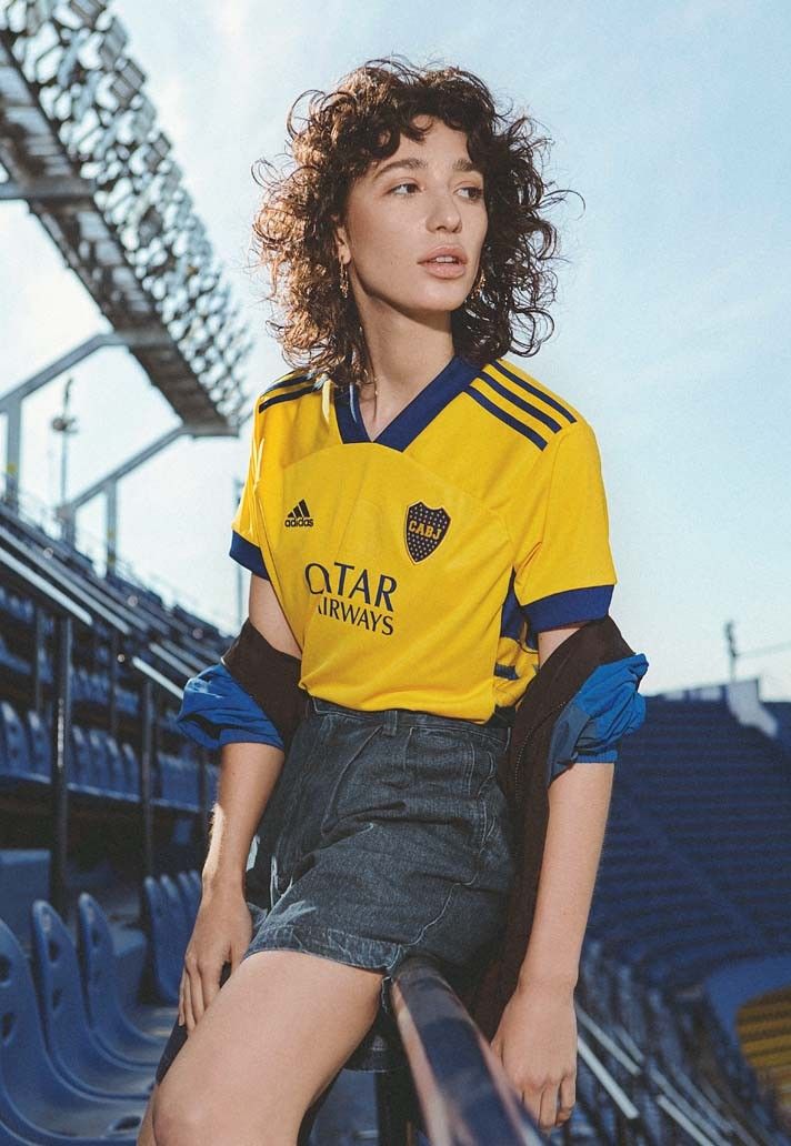 Street jersey outfit